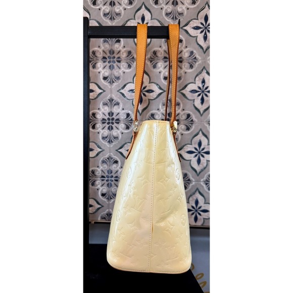 Auth LOUIS VUITTON Monogram Vernis Houston Hand Bag Perle - Picture 2 of 16